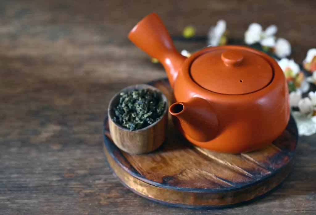 teapot with a side handle for brewing Traditional Japanese tea