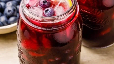 Homemade Blueberry Lemon Iced Tea (Made with Black Tea)