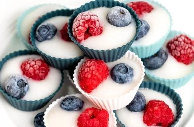 3-Ingredient Frozen Yogurt Bites