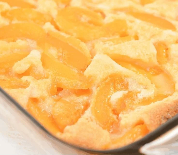 Lazy Man's Peach Cobbler dessert with fresh peaches and crispy topping