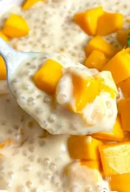 Delicious Mango Sago dessert with ripe mango and sago pearls